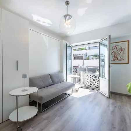 Bright In The Heart Of Apartment
